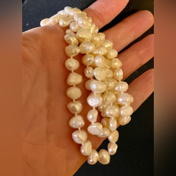Elegant Iridescent Cream 36 inch Pullover Freshwater Pearl Necklace Knotted Silk - Picture 15 of 15